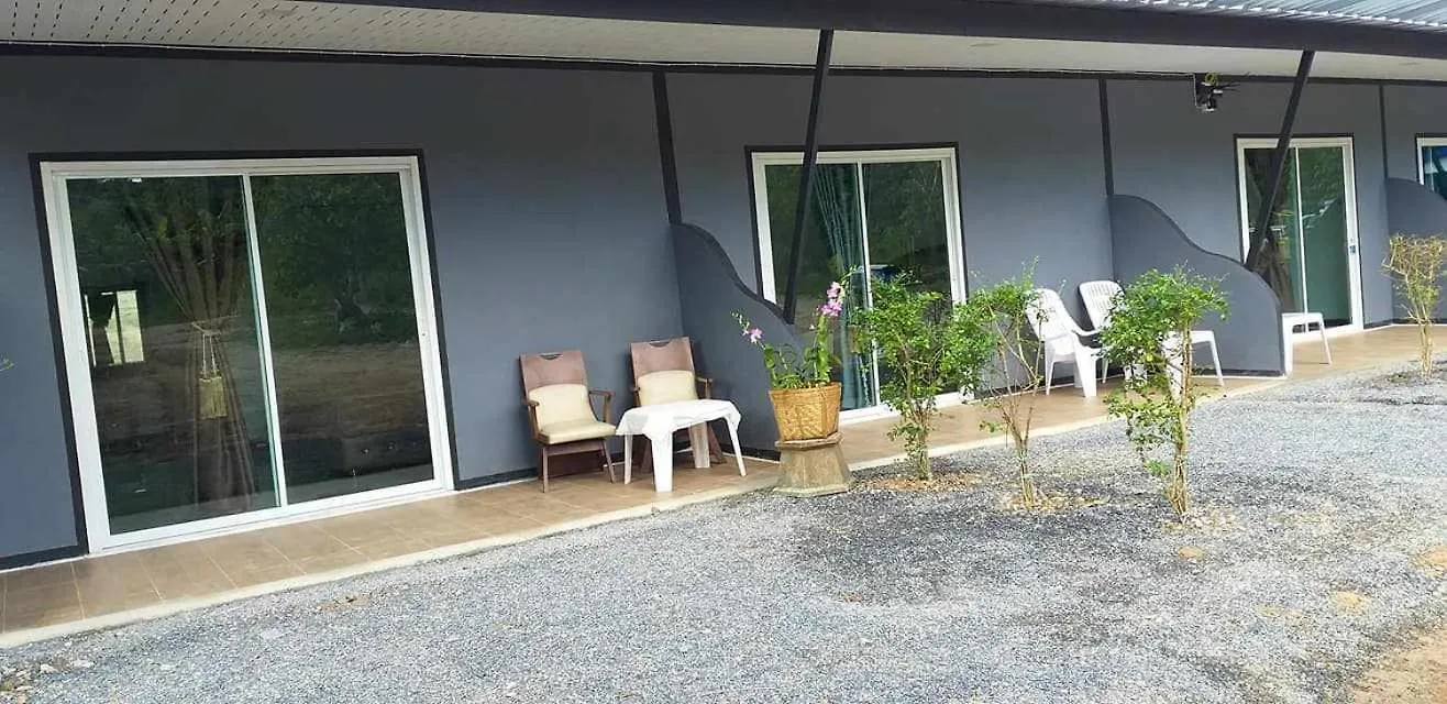 Refugee Aparthotel Koh Lanta